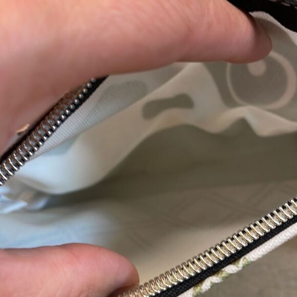 Panda little zip bag - Picture 8 of 10